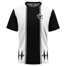 Load image into Gallery viewer, Toshiro Hitsugaya V2 Bleach T-Shirt
