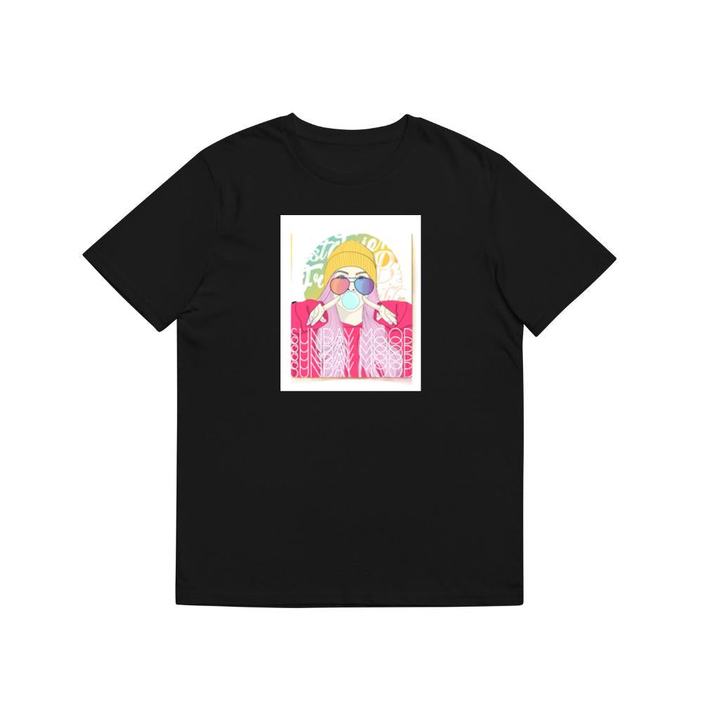 Where a Beanie-Bound Beauty, Blowing Bubbles and Bearing Bi-Chromatic Browsers T-Shirts